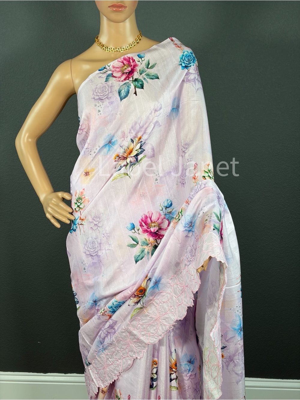Floral Saree in Lavender and Pink with unstitched blouse material (Brand New)